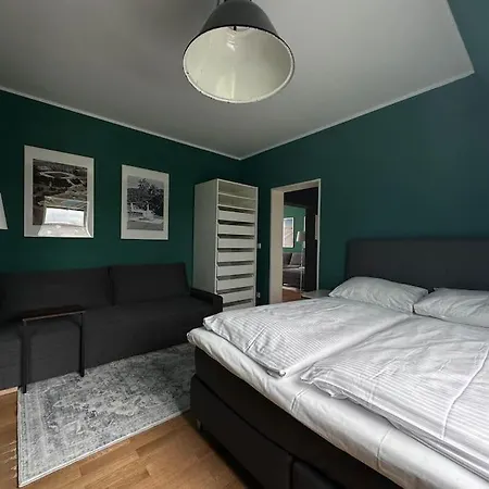 Schoenes Dachgeschoss Im Waldstrassenviertel Apartment